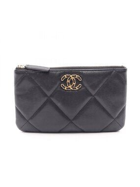 Chanel Pouch 19 Quilted Black Lambskin